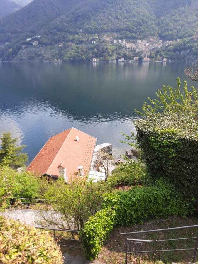 House On The Lake Shore Of Laglio Exterior photo